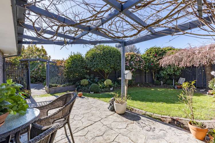 2/28 Canberra Place Redwood_15