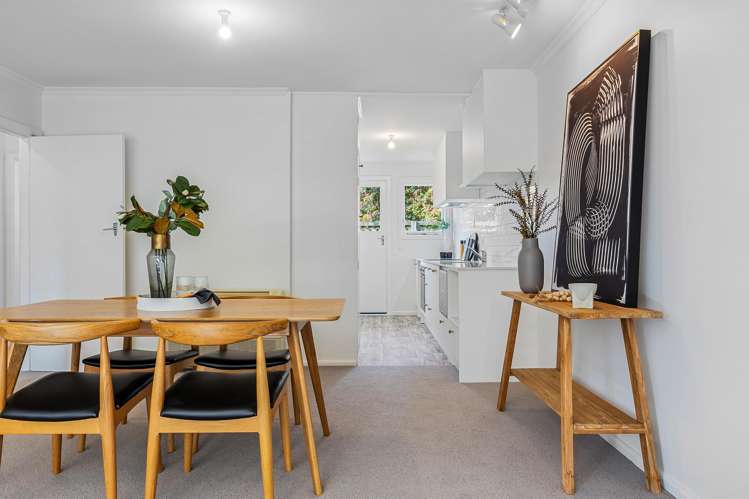 2/36 Office Road Merivale_3