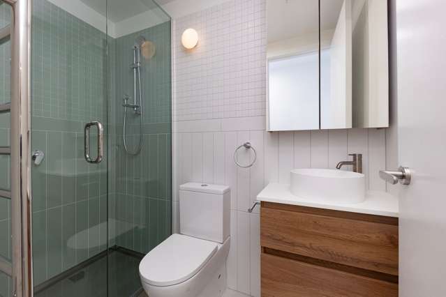 406/2 Finch Street Morningside_4