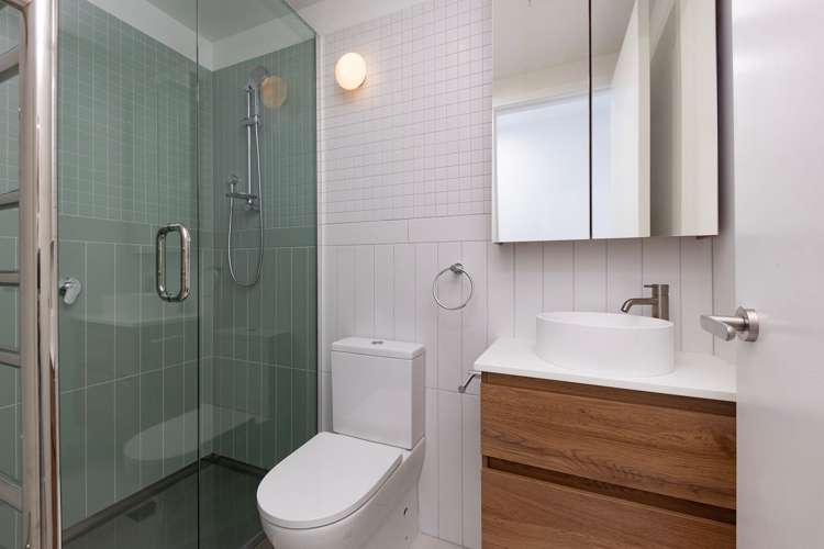 406/2 Finch Street Morningside_4