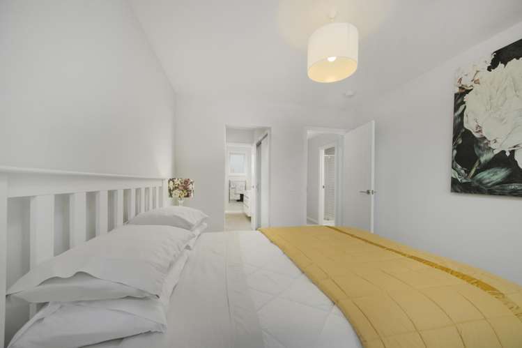 17B West Avenue Saint Clair_12