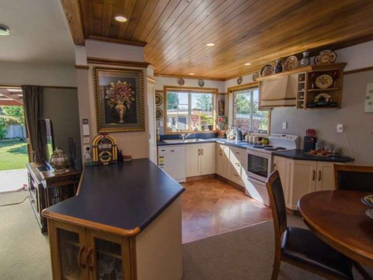 17 Richard Pearse Drive Temuka_8