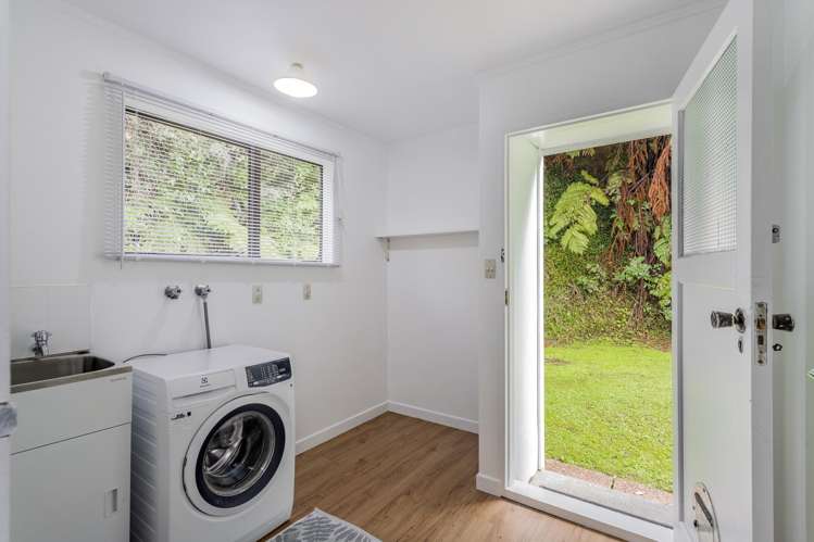 10 Harold Grove Stokes Valley_15