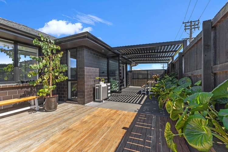 1 Rehua Place Waiwhakaiho_28