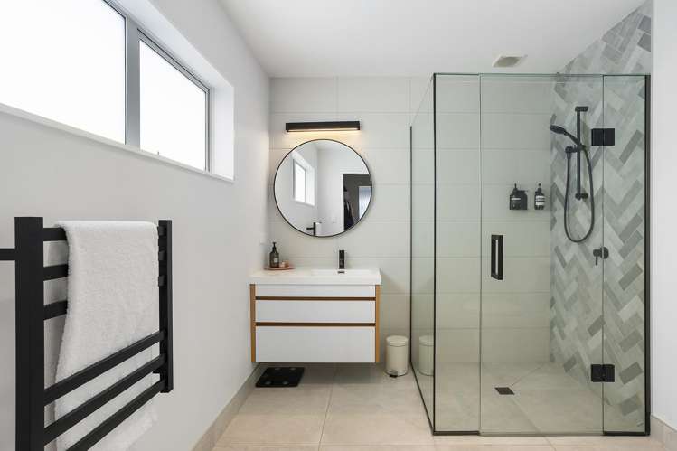 20a Rewarewa Road Te Atatu Peninsula_15