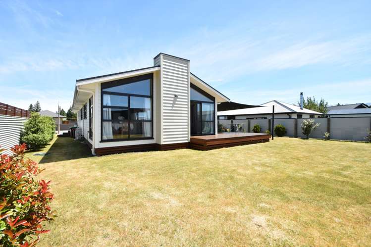 22 Rhoboro Road Twizel_17