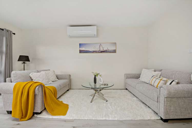 2/7 Duke Street Papakura_34