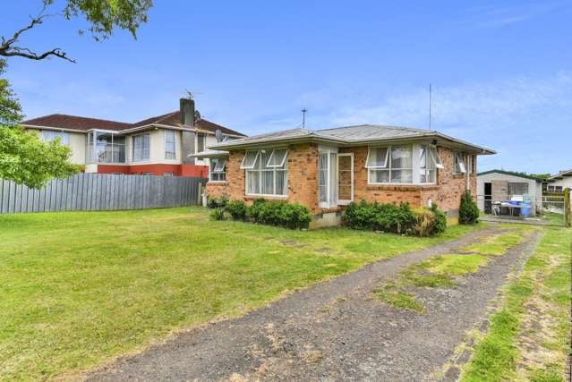 13 Wayne Drive Mangere_1