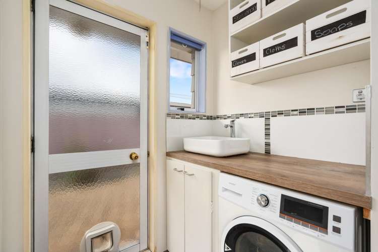 1/24A Croziers Road St Albans_11