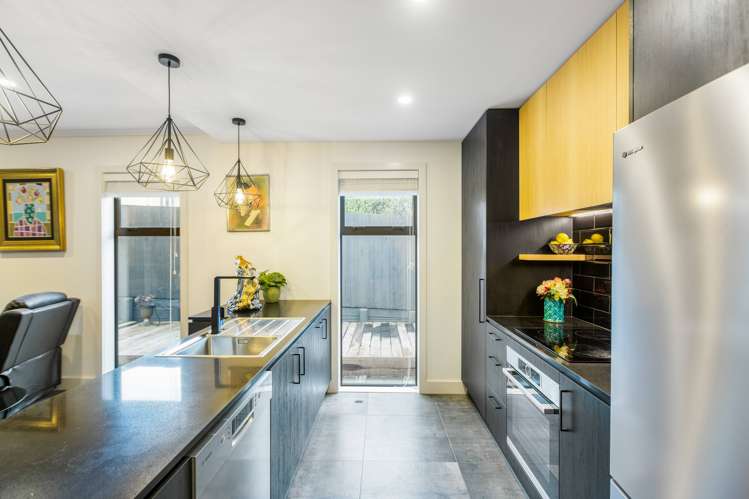 122d Moore Street Howick_7