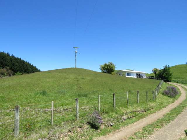 42 Erinore Road Tutira_1