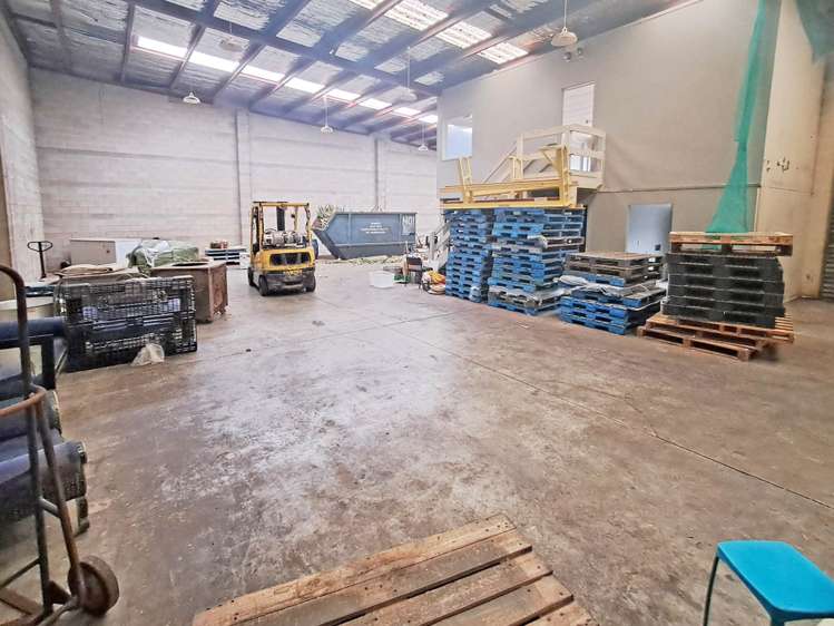 Unit K/15 Saleyards Road_0