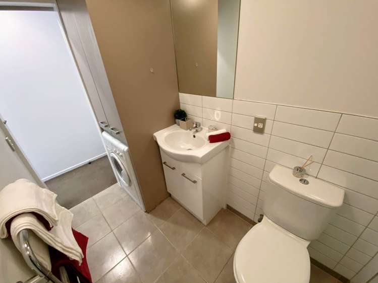 2c/208 Hobson Street Auckland Central_9