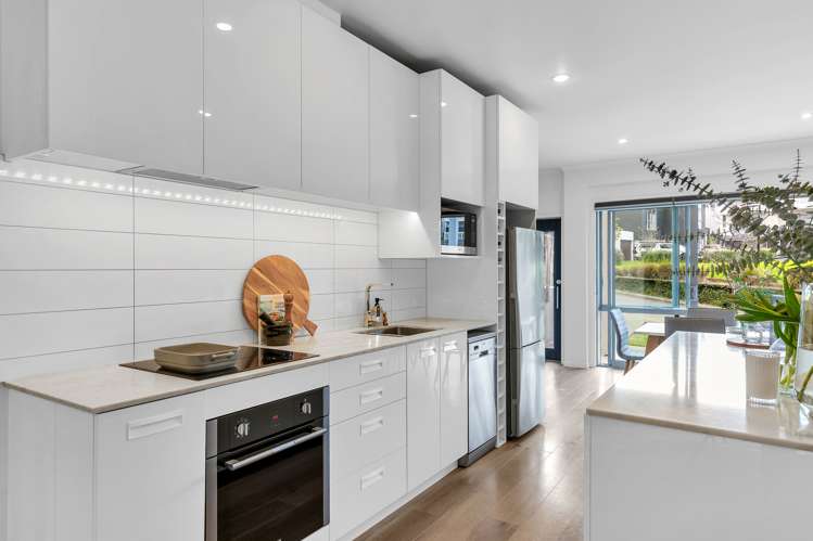 7/27 Powell Street Avondale_5