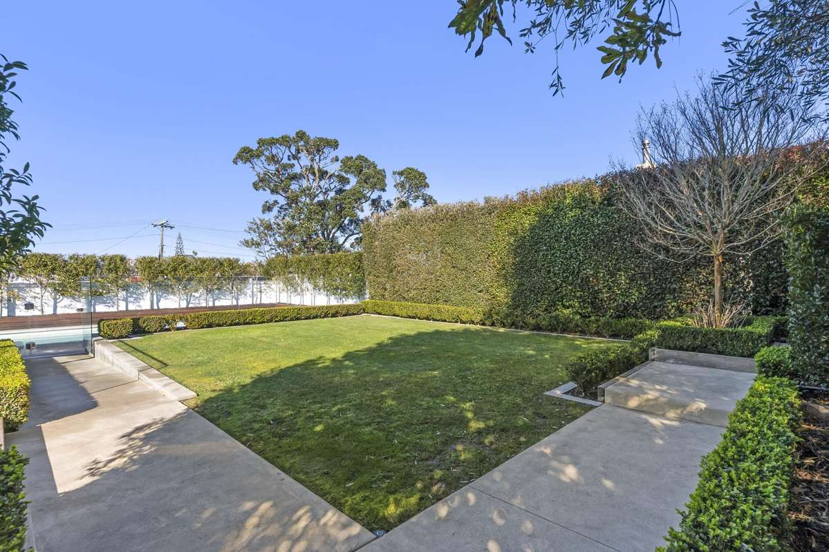 1 Cassino Street_2