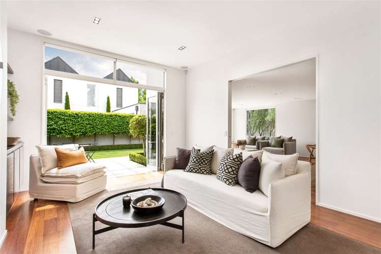 43 Hawkesbury Avenue Saint Albans_8