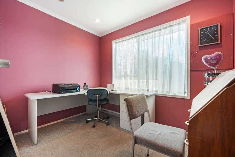 21 Kurnell Drive Botany Downs_16