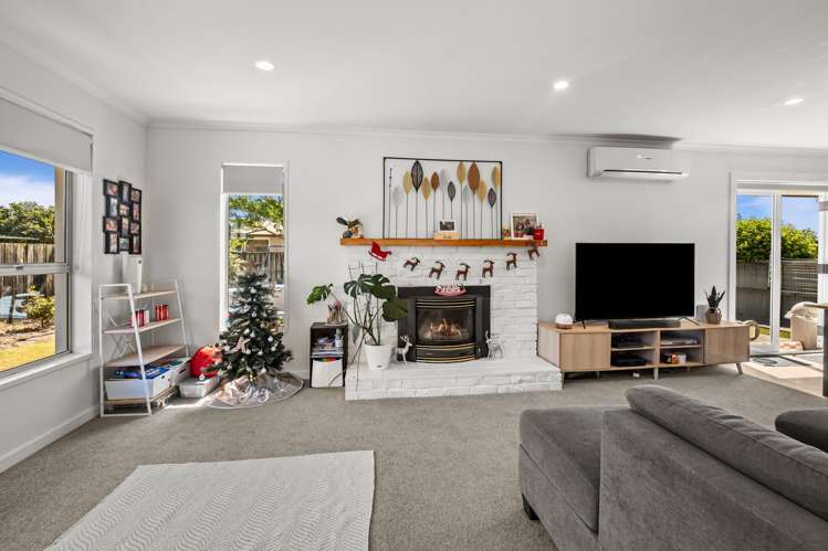 8 Woodham Drive Allenton_6