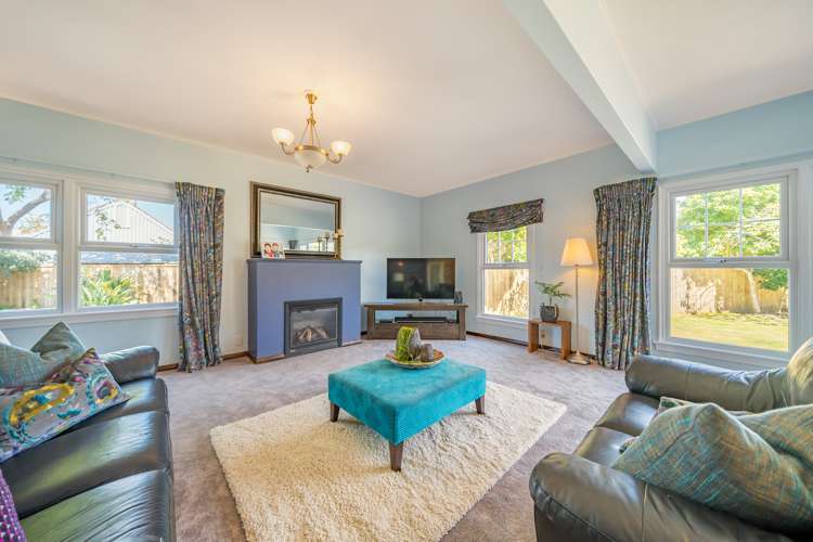 8 Saint Andrews Grove Boulcott_5