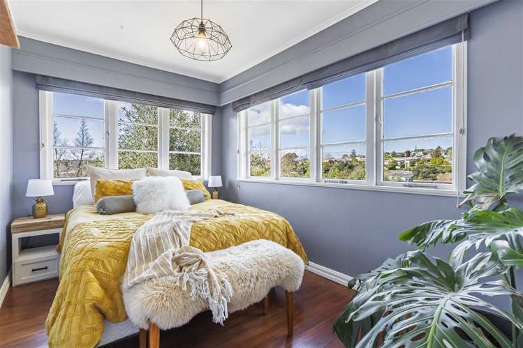 7 Woodhams Street Beach Haven_10