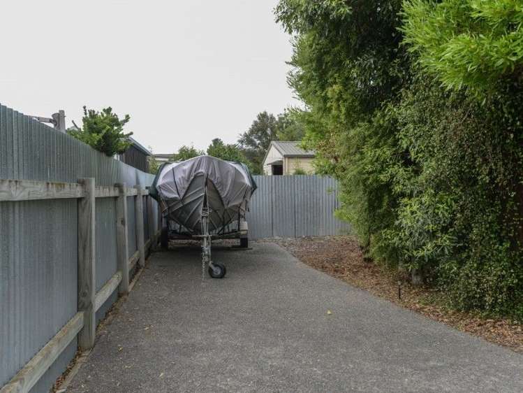 412a Southland Place Raureka_15