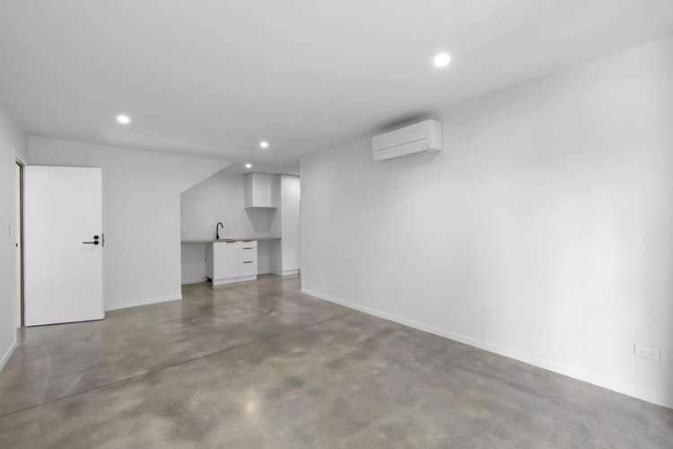 30c Waiwaka Terrace Strandon_10