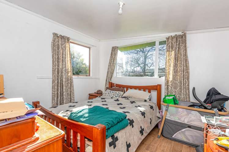 28 and 28a Hammond Street Bulls_17