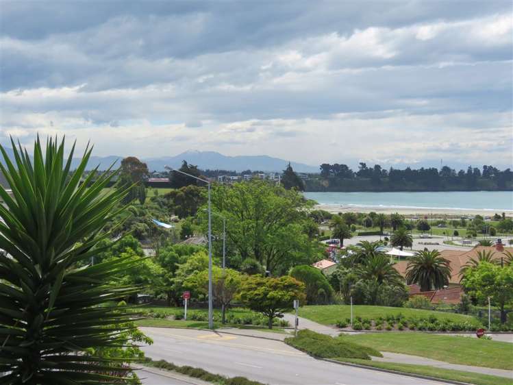 12 Bayview Place Cass Bay_13