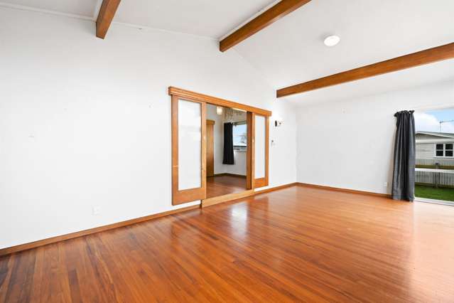 81 Snell Drive Chartwell_1