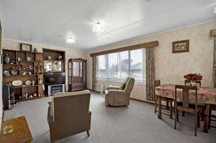 52 Wilson Street Hawera_7