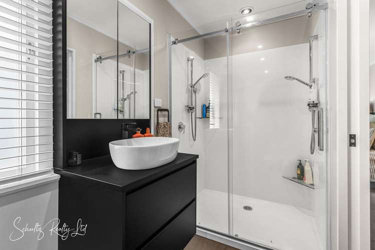 16 Whaka Road Maungaturoto_20