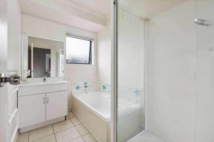 32 Bicknell Road Favona_11