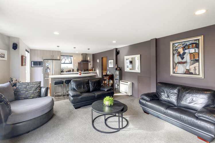 28 Mayfair Street Riccarton_6