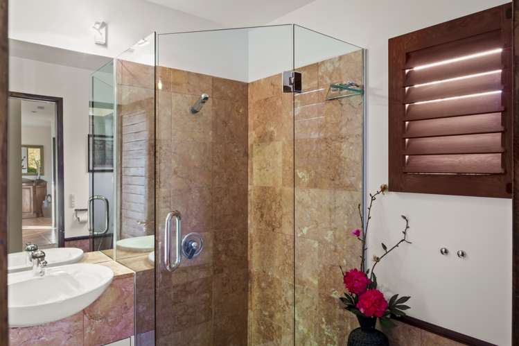 154a Cairnmuir Road Nevis_10