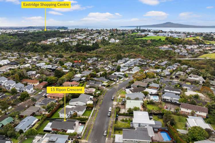 15 Ripon Crescent Meadowbank_23