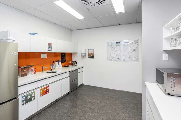 12 Moorhouse Avenue Addington_11