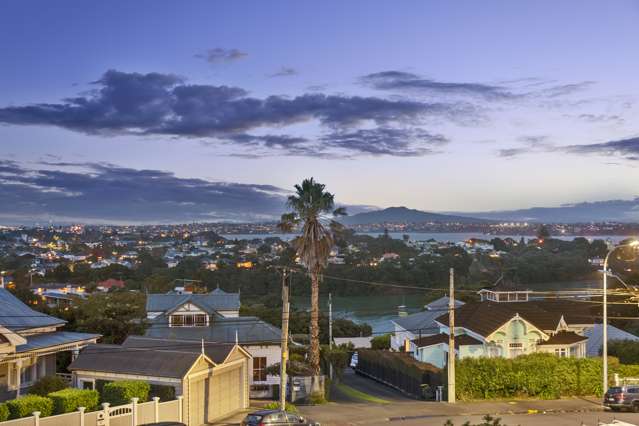 38 Hinemoa Birkenhead_3