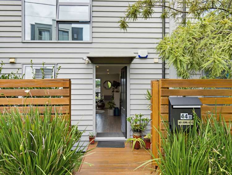 44B Ambler Avenue Glen Eden_1