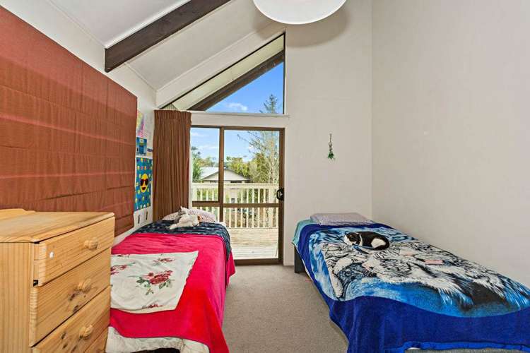 7 Longfellow Parade Glen Eden_9