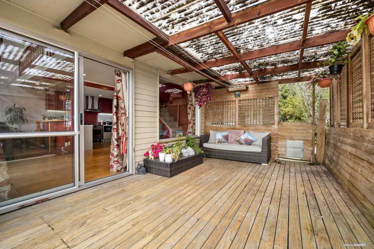 49 Felgrove Street Glendene_21