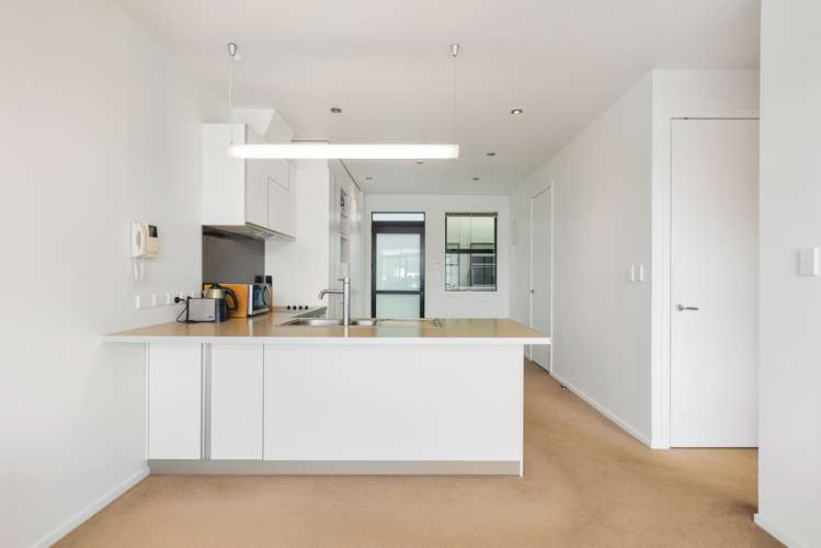 18/374 Jackson Street Petone_1