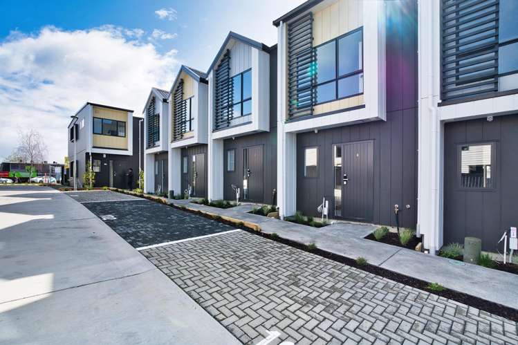 Unit 3/88 Elliot Street Papakura_24