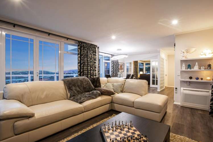 6 Iona Place Papakowhai_15