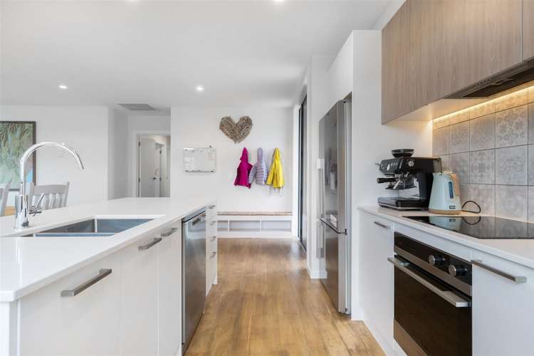 9 Little Maude Drive Lake Hawea_3