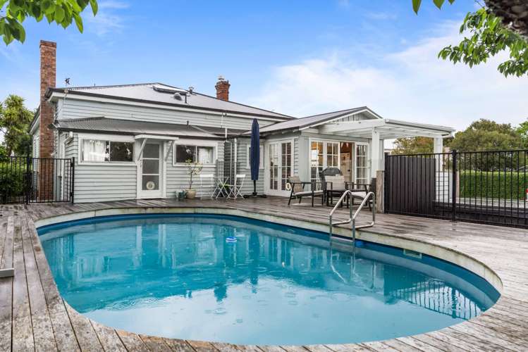 83 Taylors Road Mount Albert_2