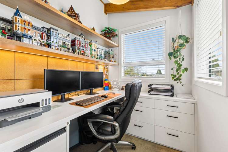 3 Freshney Place Hill Park_19