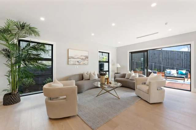 9 Halcyon Bay Lane Wainui_2