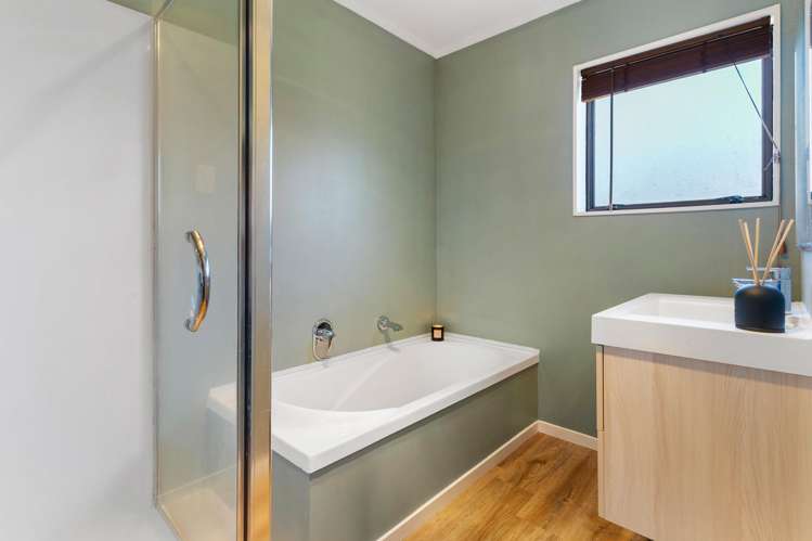 2/12 Petrel Place Massey_20