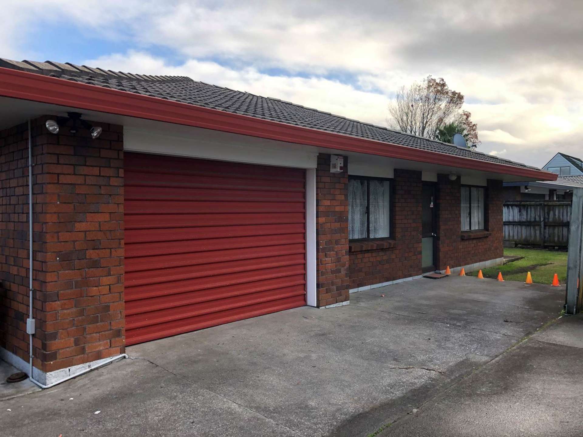 2/15 Regent Street Papatoetoe_0