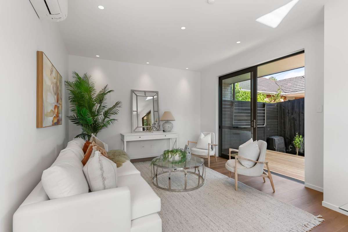 26-28 Weybridge Crescent_1